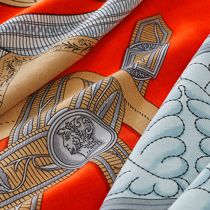 HERMES ショール Lettres Equestres shawl 140 直営店ラッピング Lettres Equestres shawl 140 | Hermès USA